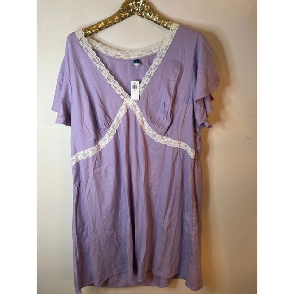 Old Navy Lavender And White Lace Short Sleeve Dress